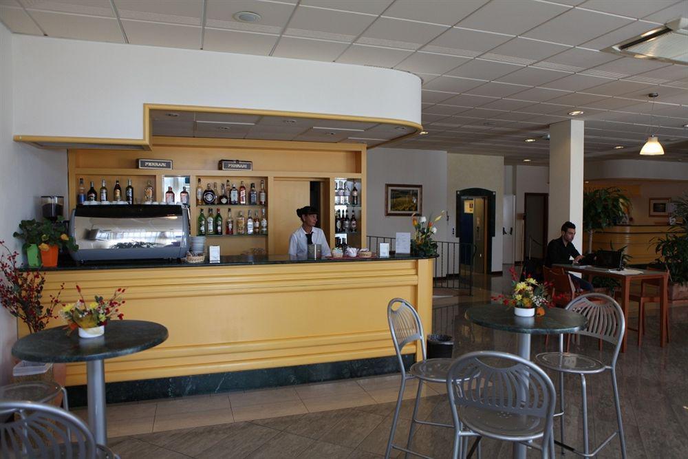 Euro Hotel Cascina Exterior photo